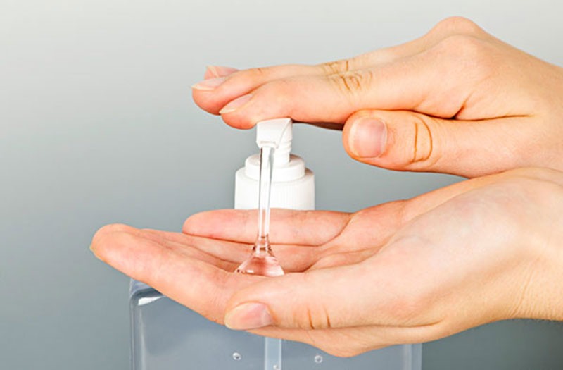 cẩm nang nước rửa tay