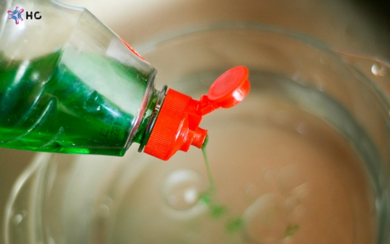 pha nước rửa chén