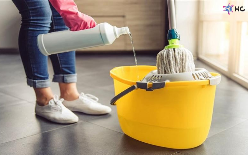 pha nước lau sàn